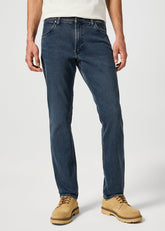 Wrangler Męskie Spodnie Jeansowe Greensboro Stormy Wash 112357413 W15Q017437